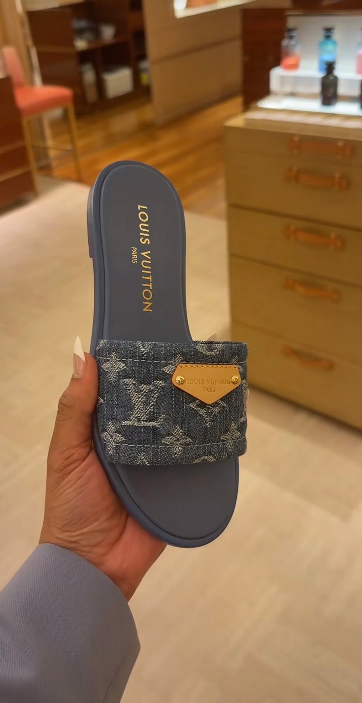 „LV“ Sandal